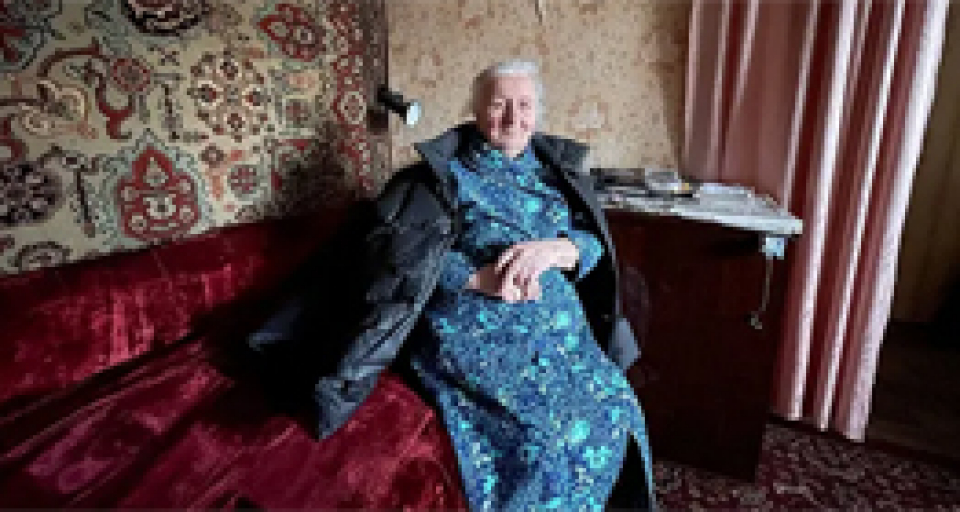  Alone under siege: how older women are being left behind in Ukraine